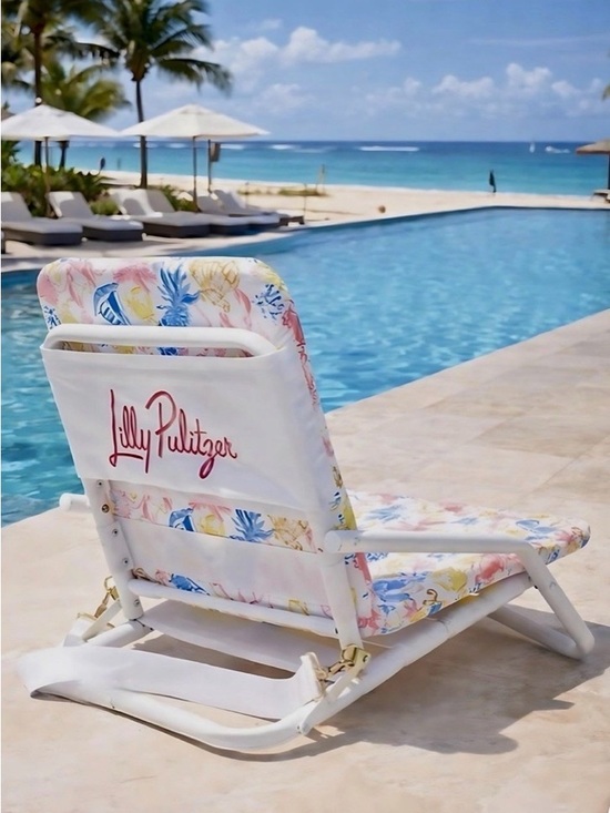 Lilly Pulitzer Other - Lilly Pulitzer Beach 🏖️ and Pool 🏊‍♀️ Folding Beach Chair w strap, NWT